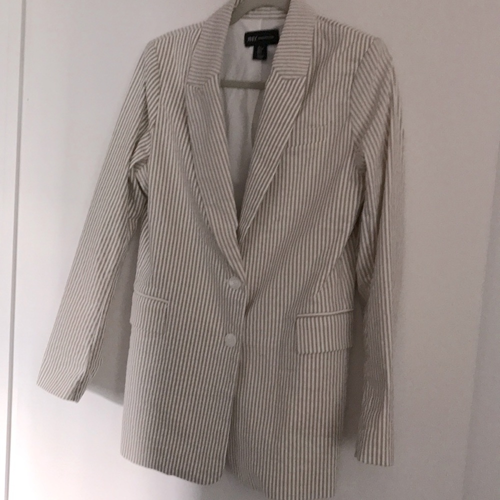 JNY Jones stripped seat sucker material jacket